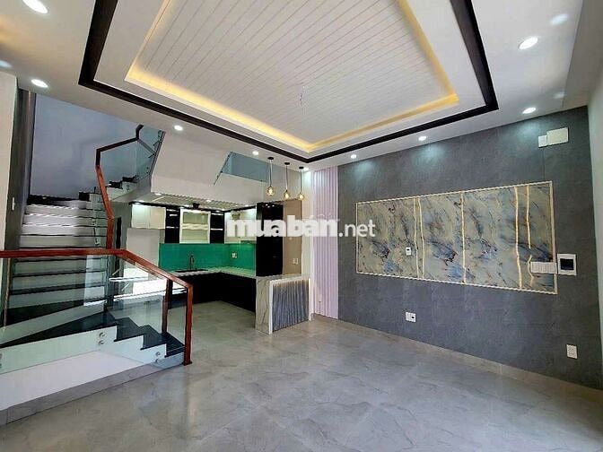 Bán nhà 2 mê kiệt ô tô Hoàng Minh Thảo