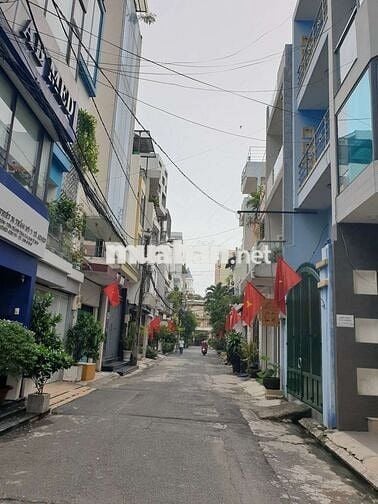 Phòng Q10 gần ĐH Hoa Sen Thành Thái chính chủ