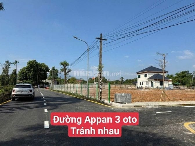 Bán 300m2 full thổ cư tặng biệt thự mái thái 2 tầng siêu đẹp