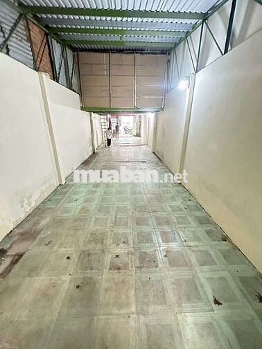 7tr rẻ quá nhà cấp 4 Dt 4❌24 có lửng 2pn nhỏ 1wc trệt suốt hẻm ô tô