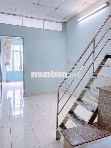 Nhà đường CHIẾN LƯỢC [3x10, lững, 1 lầu, 2pn, 2toilet] 6tr/tháng