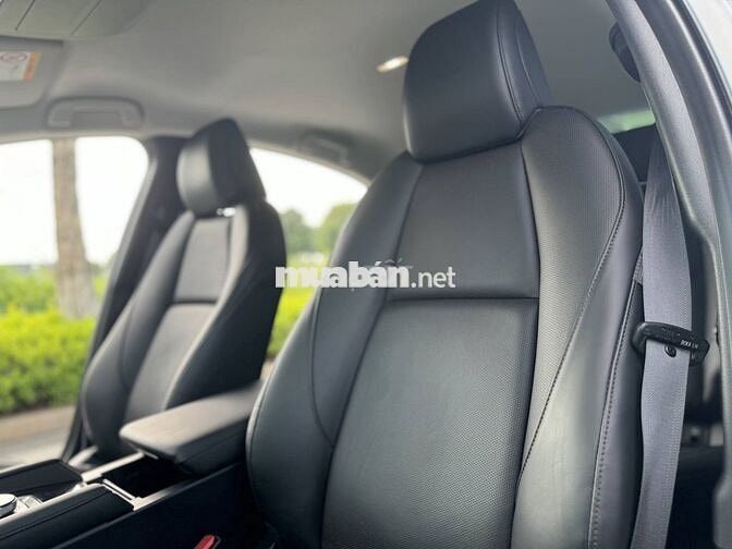 Mazda 3 2024 1.5L Luxury - 19000 km
