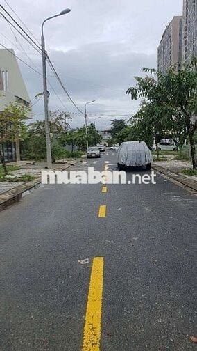 Hướng Đông Bắc , Mát Mẻ Cả Ngày