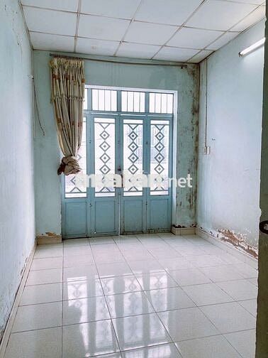 Nhà đường CHIẾN LƯỢC [3x10, lững, 1 lầu, 2pn, 2toilet] 6tr/tháng