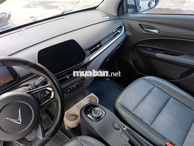 Vinfast VF5 2025 pin mua, xe điện cao cấp