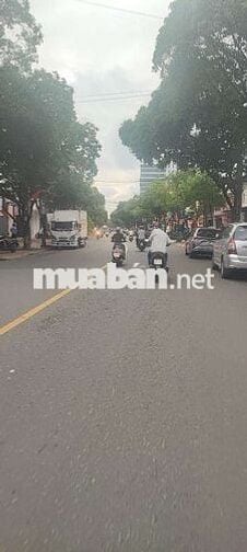 Sang Quán Ăn sân vườn DT 12x40 nở hậu 22 diện tích 650m2 ngay TT BH