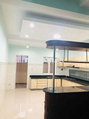 Cho thuê nhà 1T2L, mặt tiền Nguyễn Thị Tồn, P.Bửu Hòa.