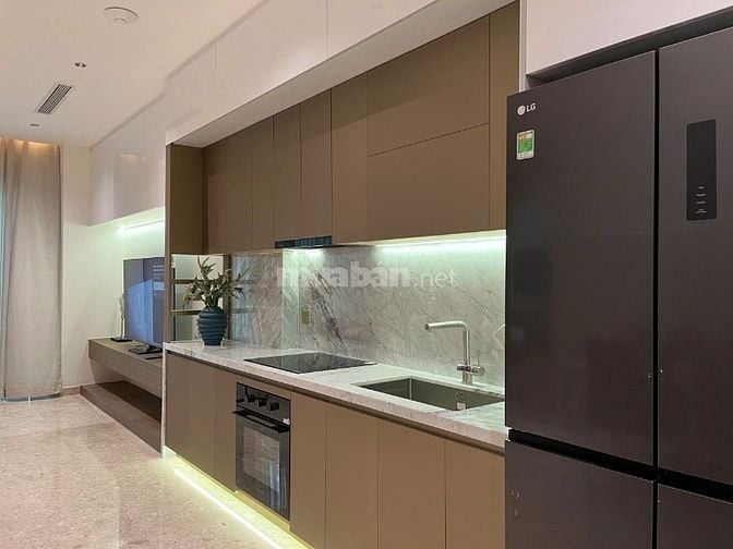 Căn hộ 2pn mặt sông Hàn,dự án Peninsula,tầng cao,giá tốt nhất TT