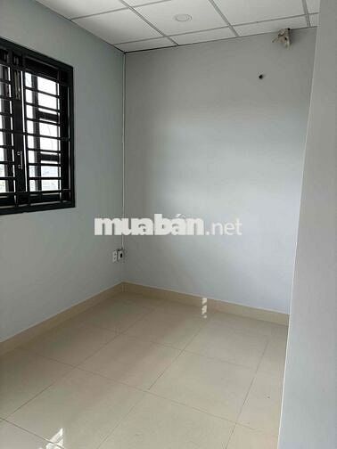 Phòng ban công siêu thoáng ở Lunh Đông