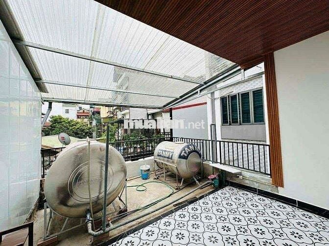 Nhà Tập Thể 8/3 ô tô 2 thoáng 60m2, 2 ngủ thông thoáng, ban công rộng