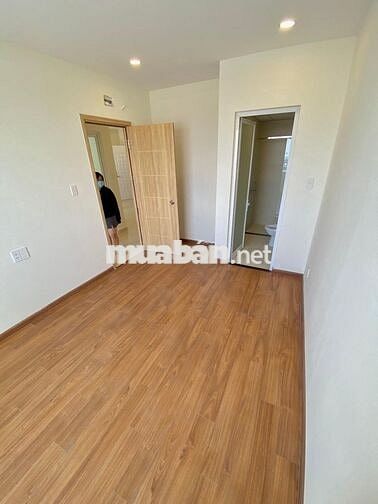 Bán gấp 62m2 2pn 2wc có nội thất dính tường giá 2,380 tỷ (full VAT)