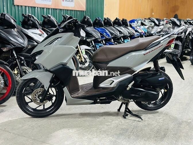 XE MÁYTHANH TÙNG_VARIO 160 XÁM XI NGUYÊN BẢN 99%