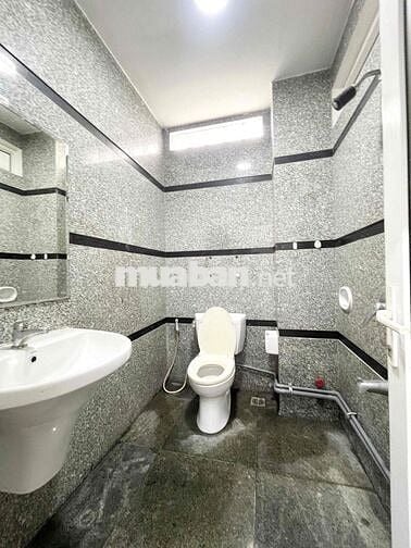 CHO THUÊ 3PN FULL NT K GIỚI HẠN NGƯỜI Ở GẦN EMART PHAN HUY ÍCH,ĐH IUH