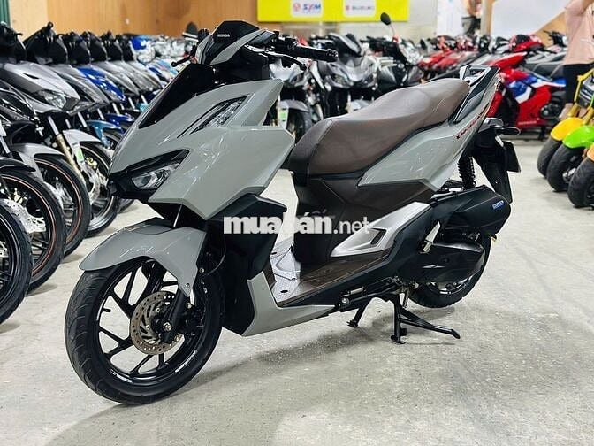 XE MÁYTHANH TÙNG_VARIO 160 XÁM XI NGUYÊN BẢN 99%