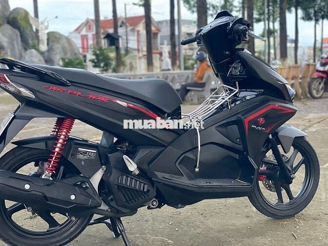 Xe máy Honda Air Blade 125 đời 2017 màu đen