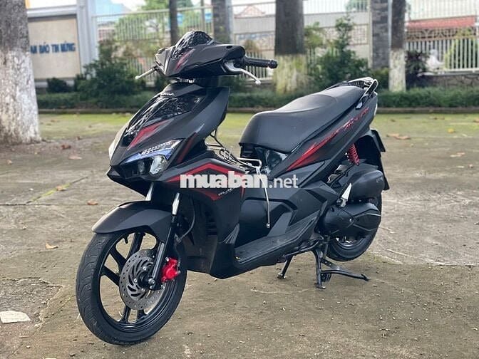 Xe máy Honda Air Blade 125 đời 2017 màu đen
