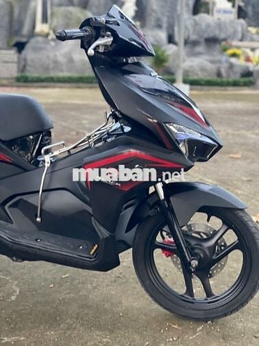 Xe máy Honda Air Blade 125 đời 2017 màu đen