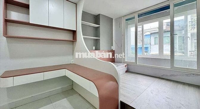 NEW! STUDIO TÁCH BẾP, FULL NỘI THẤT, CỬA SỔ TRỜI GẦN NGÃ TƯ HÀNG XANH