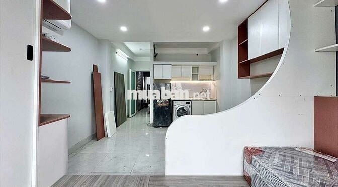 NEW! STUDIO TÁCH BẾP, FULL NỘI THẤT, CỬA SỔ TRỜI GẦN NGÃ TƯ HÀNG XANH