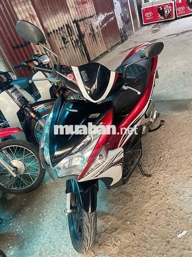 Honda Air Blade 2012 - có hệ thống (PGM-FI).