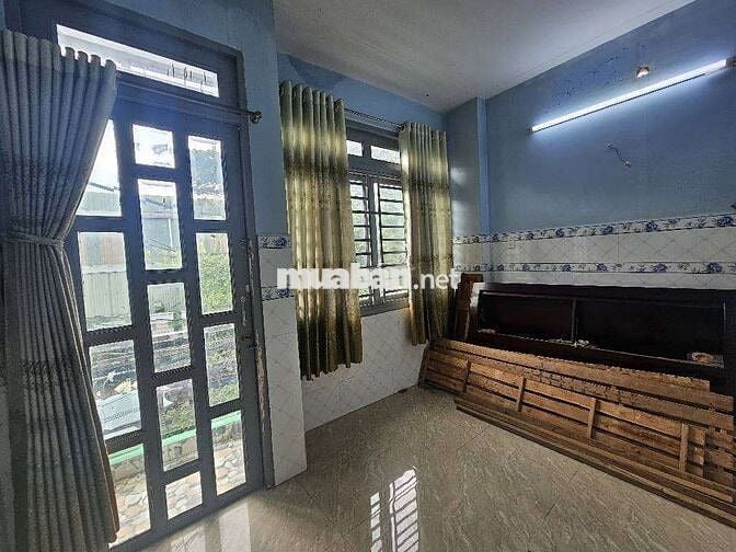 Bình Tân - bán nhà 3 tầng 3PN , 3WC 32m2 đường phan anh - 3 tỷ 98