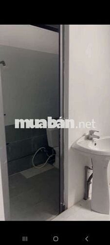 Cho thuê nhà c4 vườn lài gần cầu rạch gia apđ giá 4tr2