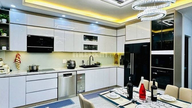 Nhà Đẹp Thang Máy, Phố Nguyễn An Ninh 42m, 7 tầng, mt 4.2m, 15.9 tỷ