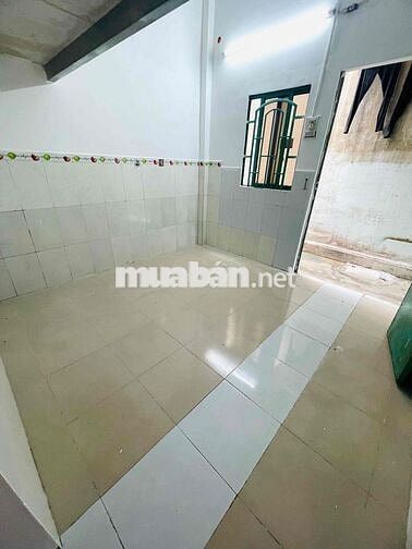 cho thuê phòng tầng trệt có gác đường lê đình cẩn- gần tên lửa