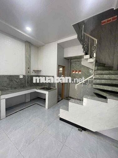 Nhà Hẻm Lê Văn Quới (4x9m) 2 Lầu 2 Phòng - 3 WC . Hẻm Xe Tải