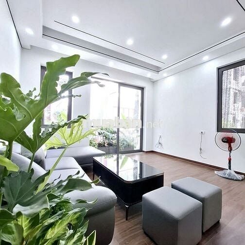 CẦN BÁN NHÀ THẠCH BÀN LONG BIÊN HÀ NỘI.