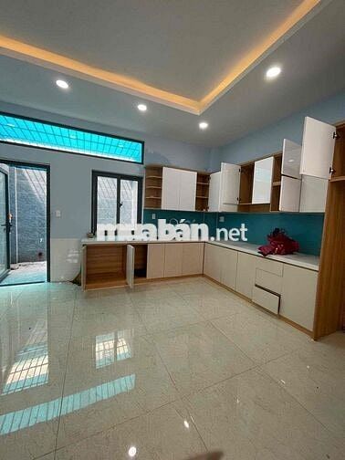 nhà 3 tầng 4pn 5wc, đường Hương Lộ 80, BHH B Bình Tân