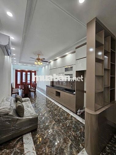 NHÀ MỚI Ở LUÔN - FULL NỘI THẤT XỊN - 6 TẦNG THANG MÁY - DÂN TRÍ CAO