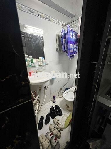 pass phòng trọ Võ Thị Nhờ tháng 11, có thang máy, bãi xe, wifi free