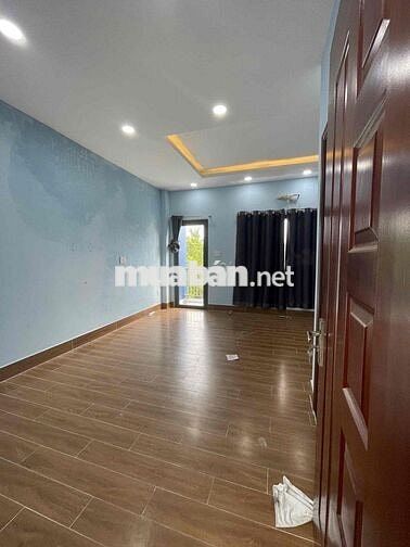 nhà 3 tầng 4pn 5wc, đường Hương Lộ 80, BHH B Bình Tân