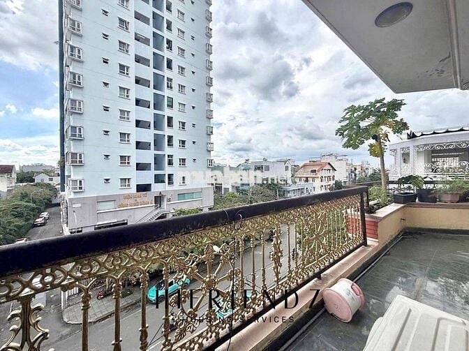 🏡 CHDV BAN CÔNG - FULL NỘI THẤT - RỘNG RÃI ngay KHU TÊN LỬA trống sẵn