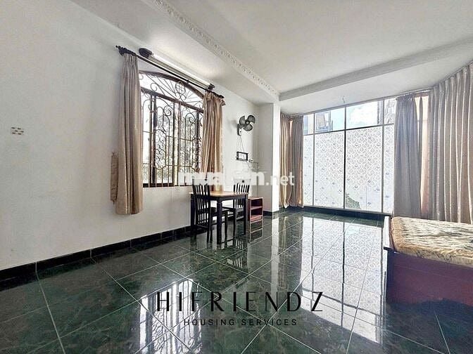 🏡 CHDV BAN CÔNG - FULL NỘI THẤT - RỘNG RÃI ngay KHU TÊN LỬA trống sẵn