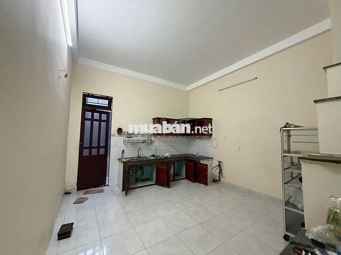 Cho Thuê Nhà Hẻm Oto Phường Thắng Nhất : 6,5tr 3PN Rộng