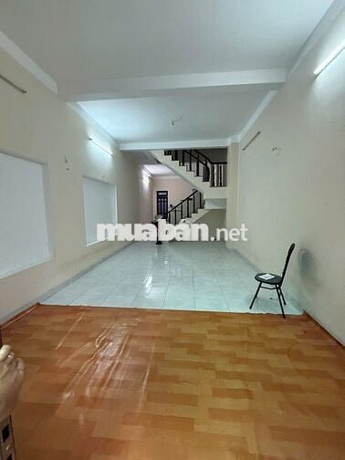 Cho Thuê Nhà Hẻm Oto Phường Thắng Nhất : 6,5tr 3PN Rộng