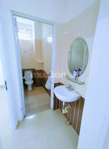 Cho thuê nhà dọn vào ở ngay diện tích 32m2 