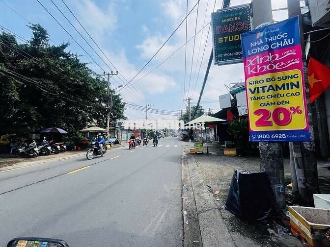 CHO THUÊ NHÀ MẶT TIỀN ĐƯỜNG THOẠI NGỌC HẦU 4X27M NỞ HẬU 6M MB MỚI ĐẸP