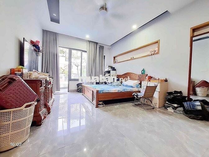 Bán nhà 5 tầng có thang máy Bờ Bao Tân Thắng, Tân Phú – gần Aeon Mall