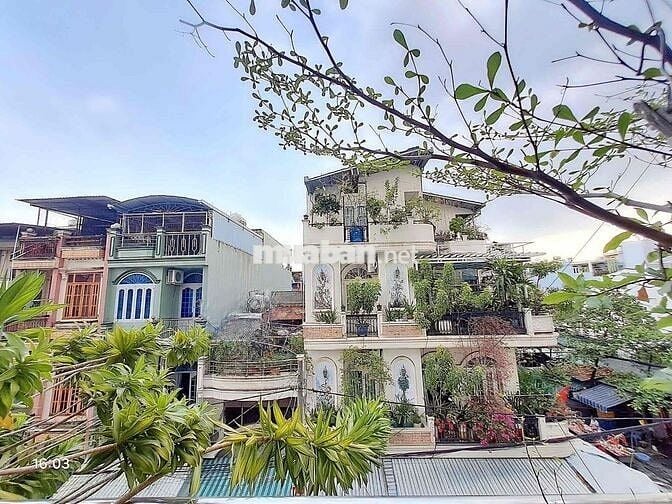 Bán nhà 5 tầng có thang máy Bờ Bao Tân Thắng, Tân Phú – gần Aeon Mall