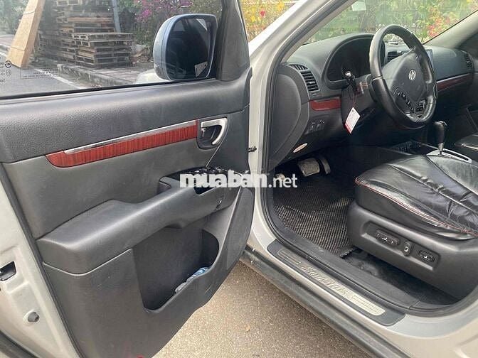 Hyundai Santa Fe 2009 2.0L - 23 km máy dầu