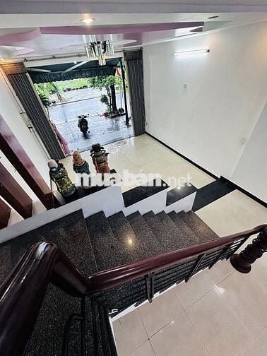 NHÀ 3 TẦNG MẶT TIỀN CẦN GIUỘC, 3PN, THANH KHÊ, VIEW KÊNH THOÁNG MÁT.