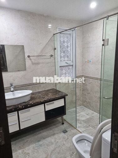 Căn hộ chung cư 120m2 3PN Golden Place phường Từ Liêm