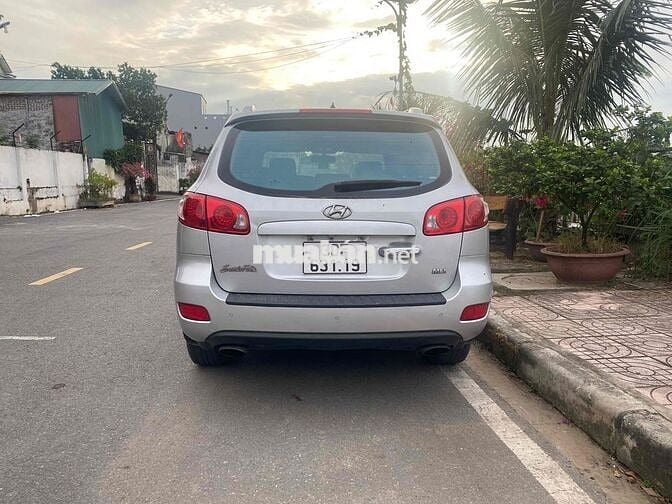 Hyundai Santa Fe 2009 2.0L - 23 km máy dầu
