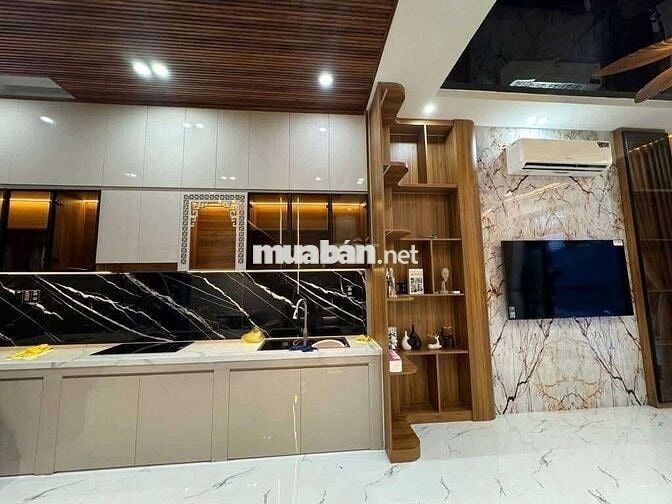 Cho thuê nhà 4 tầng k oto Trần Cao Vân, thanh khê