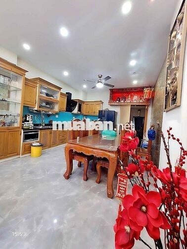 Bán nhà 5 tầng có thang máy Bờ Bao Tân Thắng, Tân Phú – gần Aeon Mall