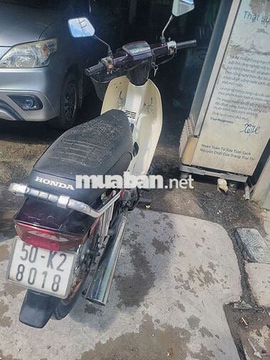 Do nhà chật chội Mà xe thì dư nên muốn bán đi bớt