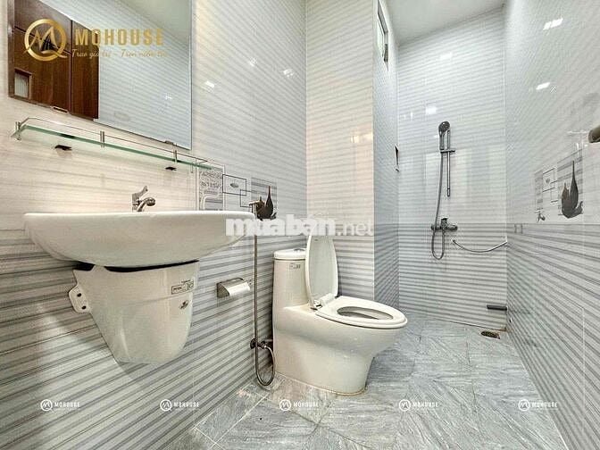 CĂN HỘ FULL NỘI THẤT MÁY GIẶT RIÊNG NẰM GẦN ETOWN CỘNG HOÀ